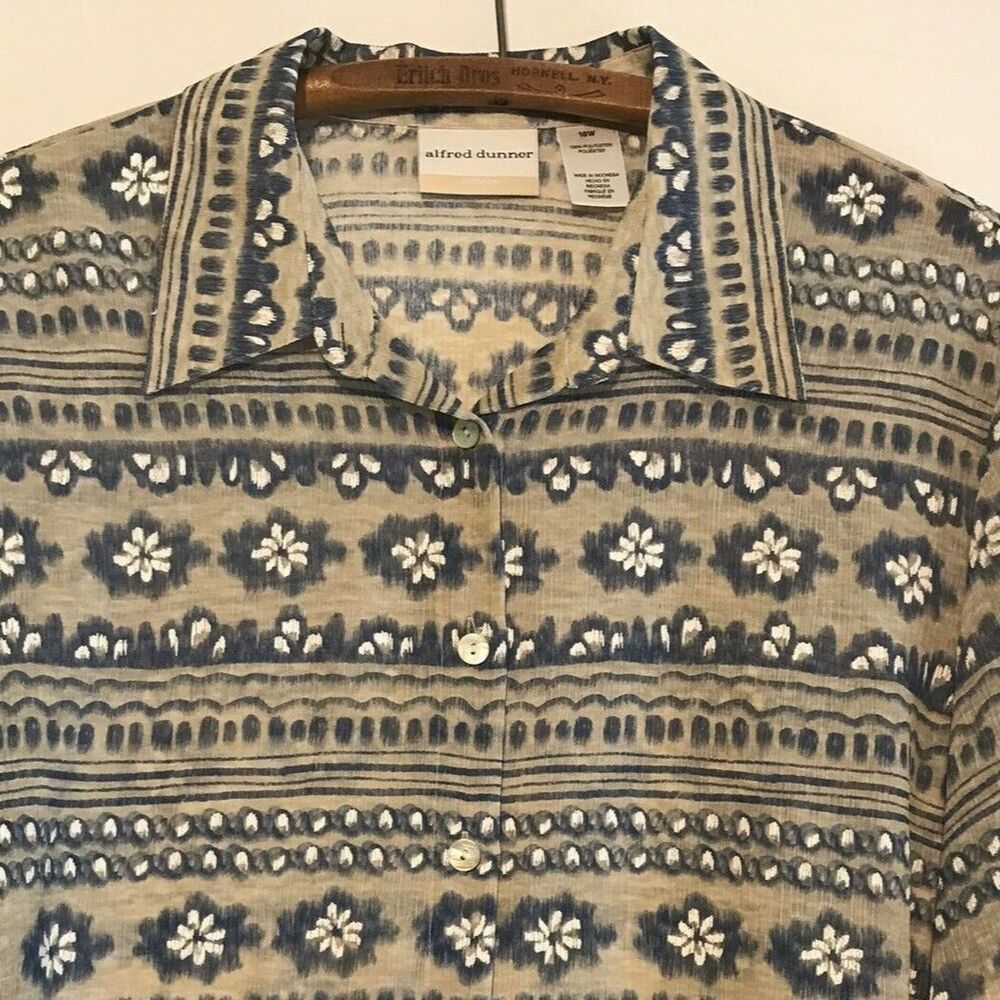 Alfred Dunner Women's  18W Tan & Blue Sheer Blouse Long Sleeve Button-Up Top
